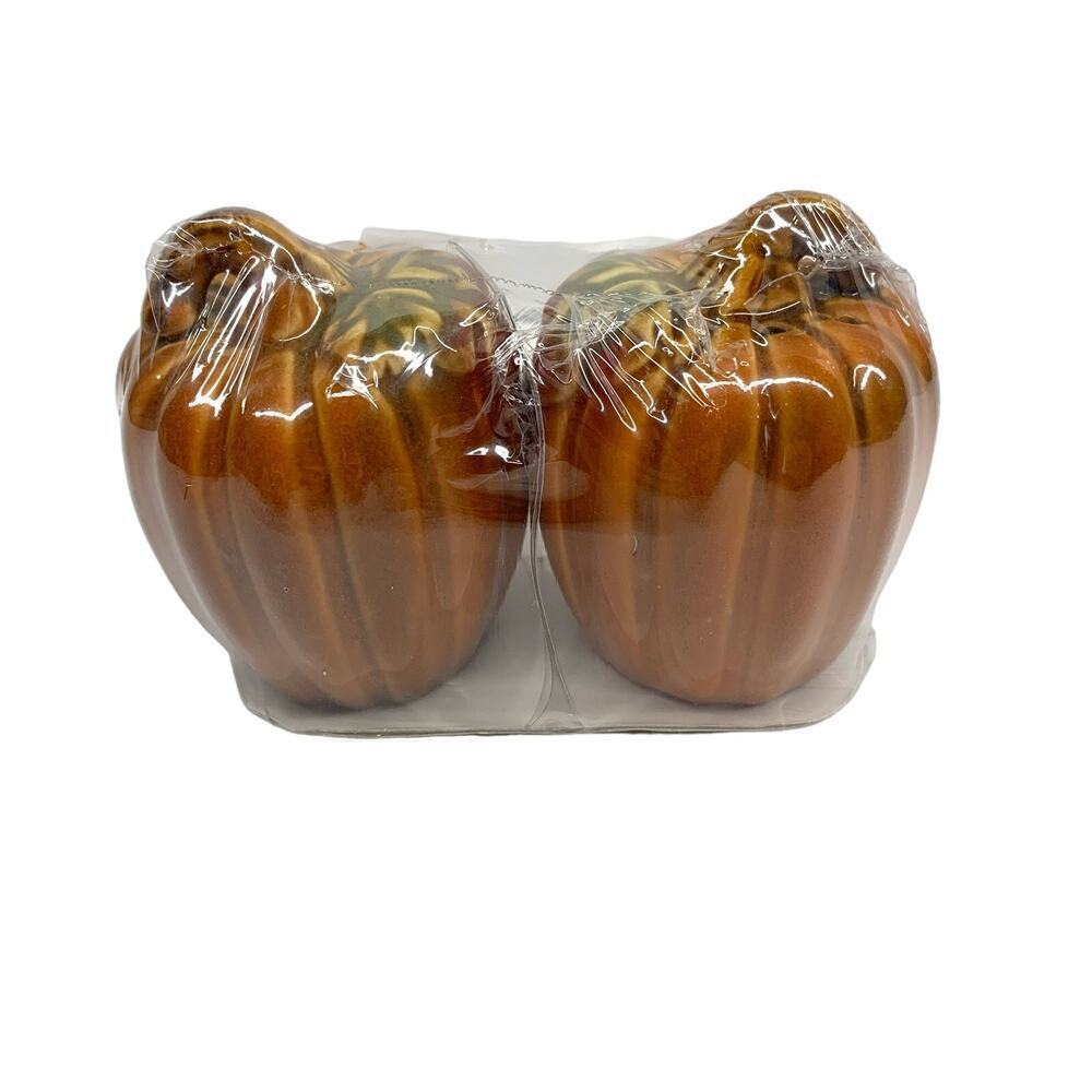 NOS Vintage Inspired Pumpkin Fall Harvest 2”x2” Salt Pepper Shaker Set Ceramic